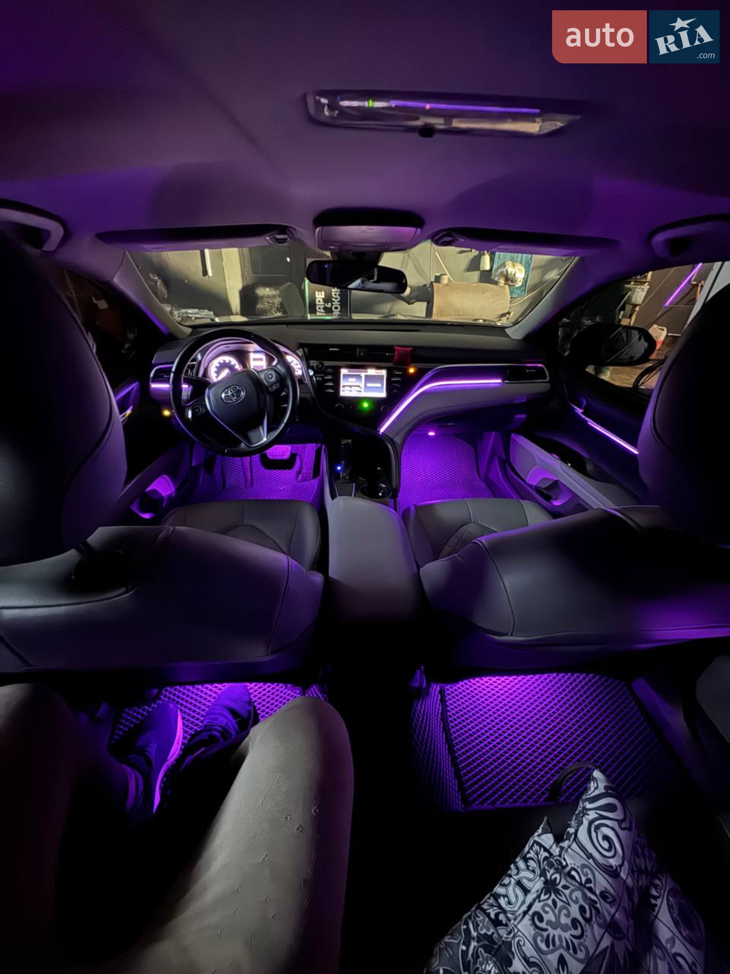 2018 Toyota Camry - мініатюра 14