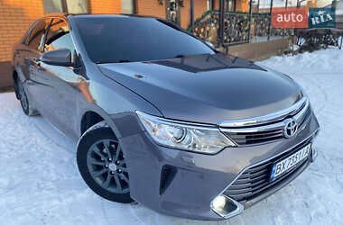 Седан Toyota Camry 2015 в Вінниці