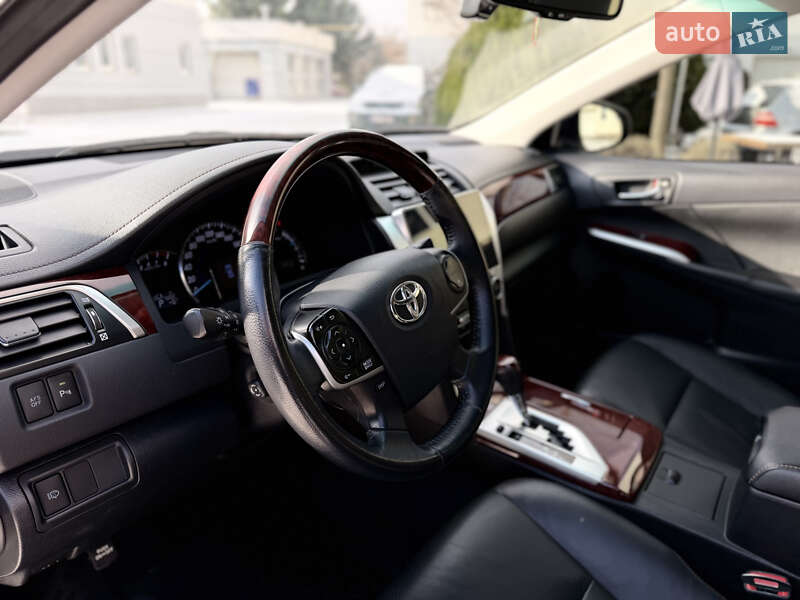 Седан Toyota Camry 2012 в Одессе