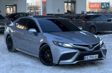 Седан Toyota Camry 2021 в Дніпрі