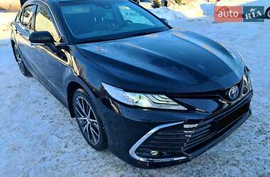 Седан Toyota Camry 2023 в Тернополі