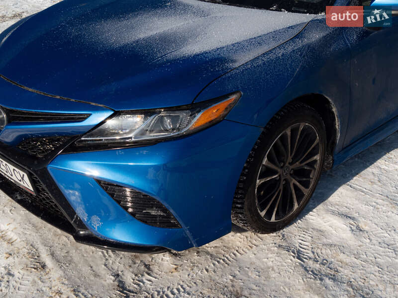 Toyota Camry 2018