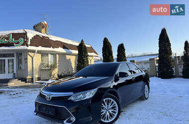Седан Toyota Camry 2015 в Харькове