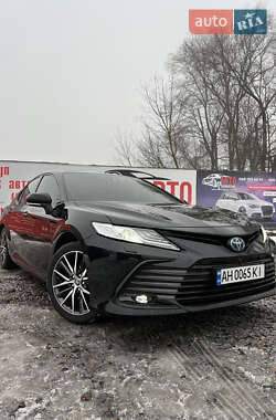 Седан Toyota Camry 2021 в Черкассах
