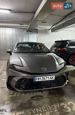 Седан Toyota Camry 2024 в Одессе