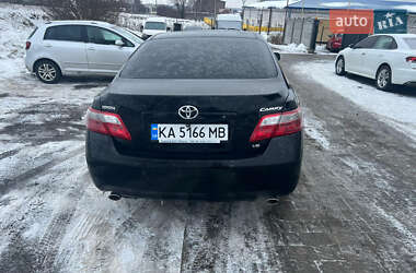 Седан Toyota Camry 2006 в Луцке
