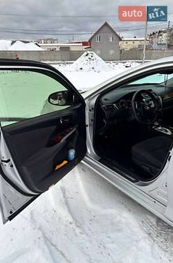 Седан Toyota Camry 2012 в Києві
