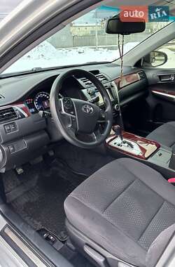 Седан Toyota Camry 2012 в Києві