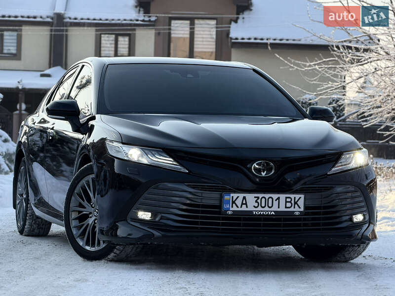 Toyota Camry 2018