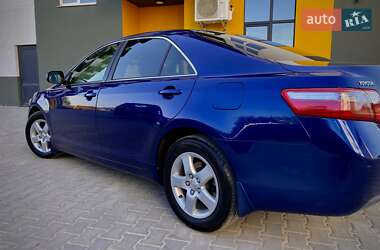 Седан Toyota Camry 2008 в Львове