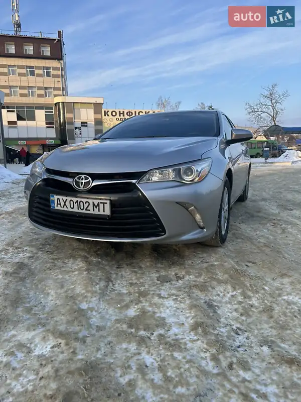 Toyota Camry 2016