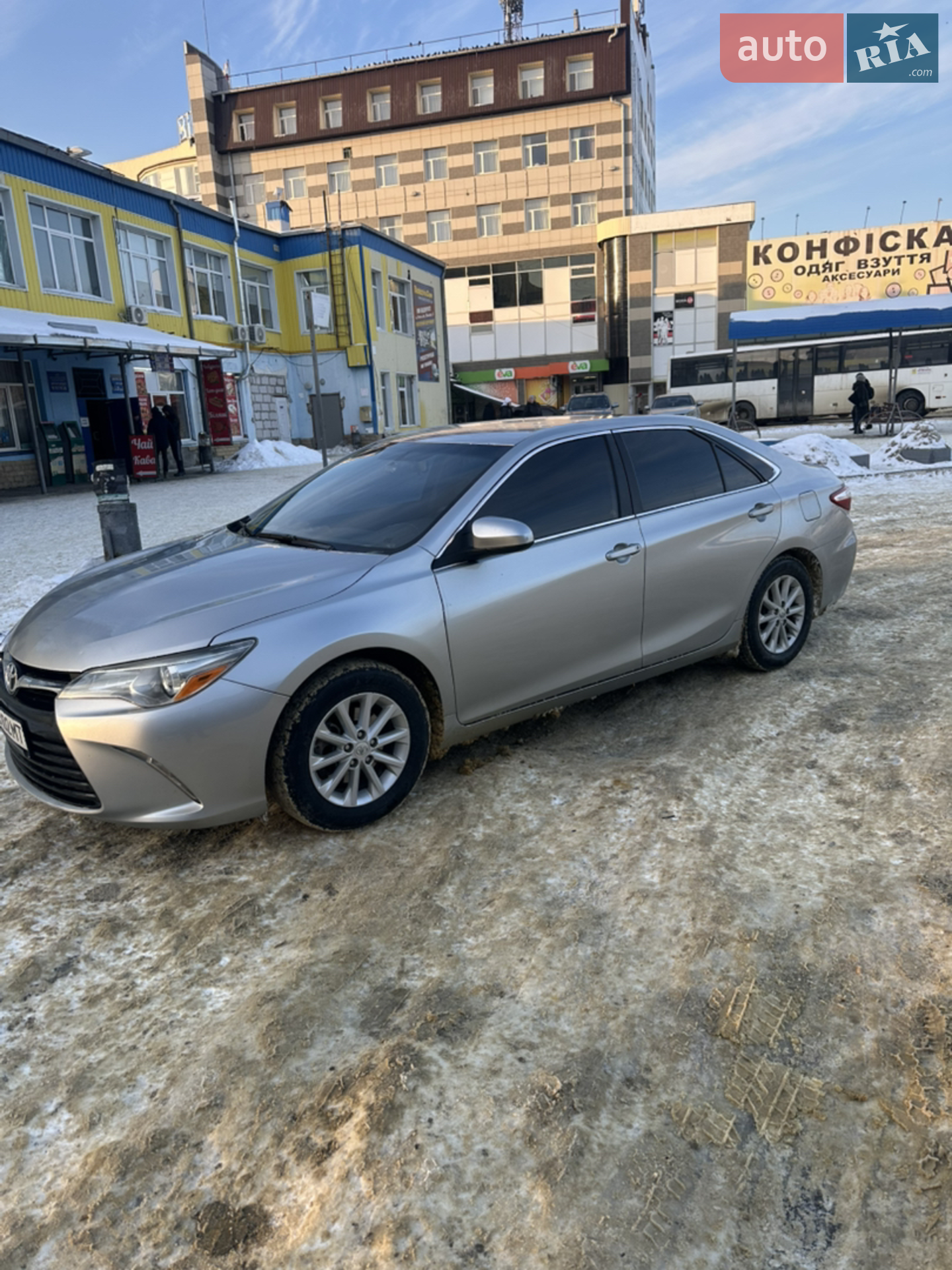 2016 Toyota Camry - мініатюра 3