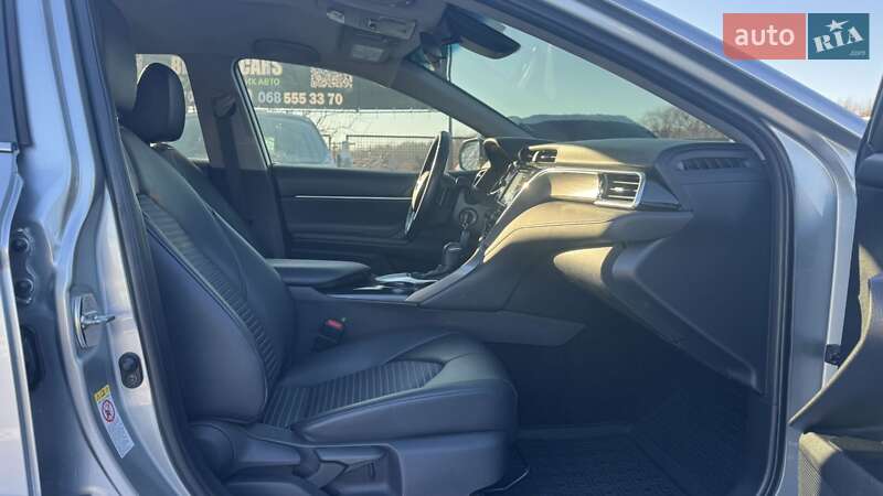 Седан Toyota Camry 2018 в Полтаве фото 12 Седан Toyota Camry 2018 в Полтаве