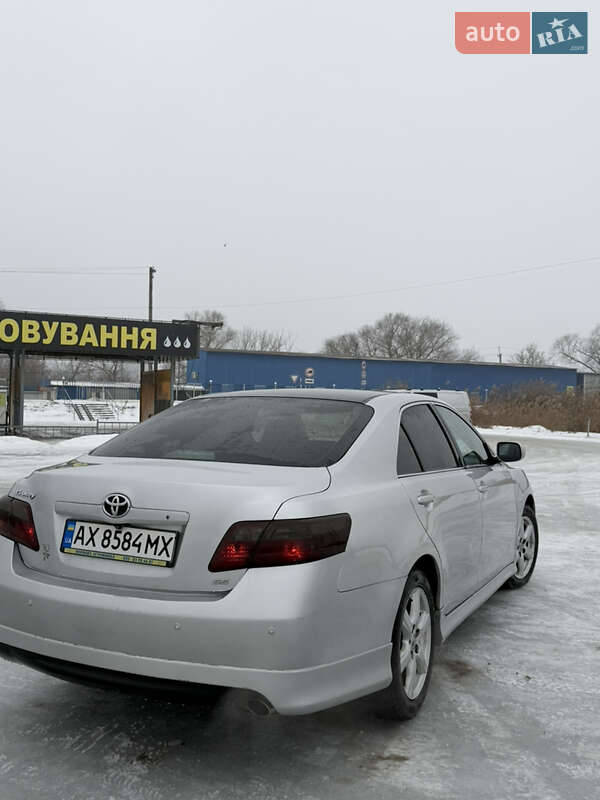 Седан Toyota Camry 2006 в Харькове