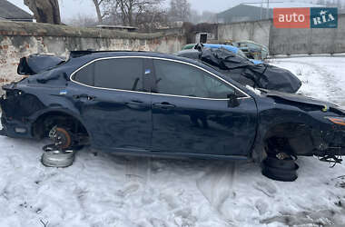 Седан Toyota Camry 2020 в Золотоноше