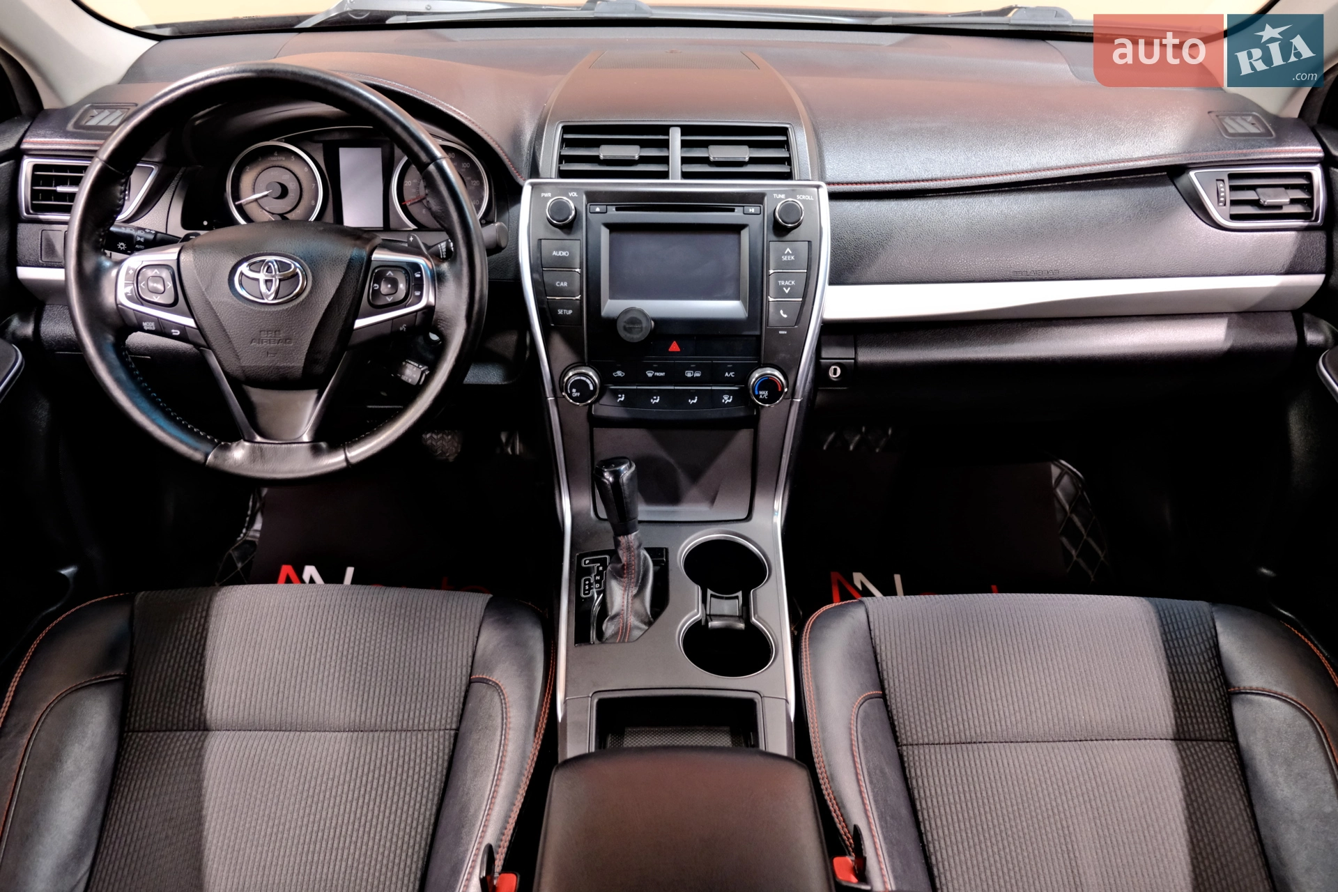 2016 Toyota Camry - мініатюра 40