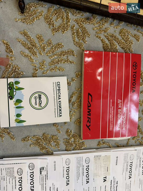 Седан Toyota Camry 2008 в Виннице