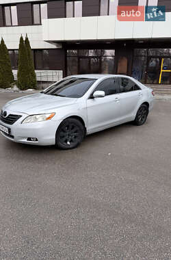 Седан Toyota Camry 2007 в Днепре