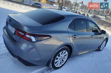 Седан Toyota Camry 2023 в Вінниці