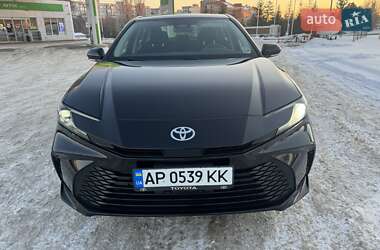 Седан Toyota Camry 2024 в Запорожье