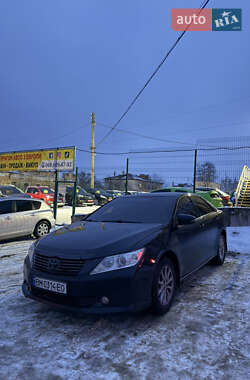 Седан Toyota Camry 2012 в Сумах