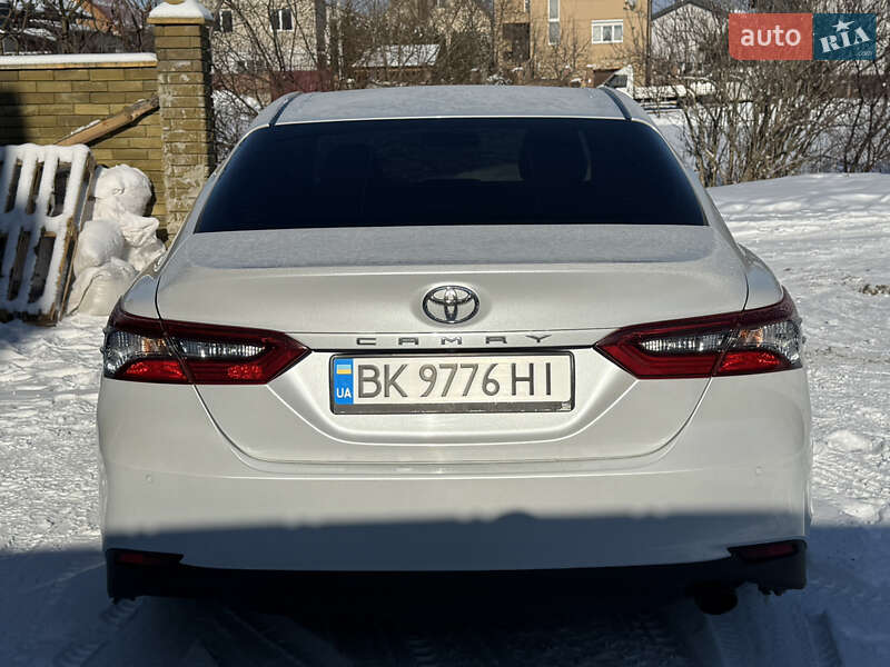 Седан Toyota Camry 2021 в Ровно фото 18 Седан Toyota Camry 2021 в Ровно