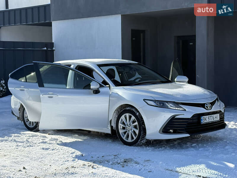 Седан Toyota Camry 2021 в Ровно фото 20 Седан Toyota Camry 2021 в Ровно
