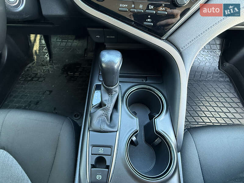 Седан Toyota Camry 2021 в Ровно фото 43 Седан Toyota Camry 2021 в Ровно