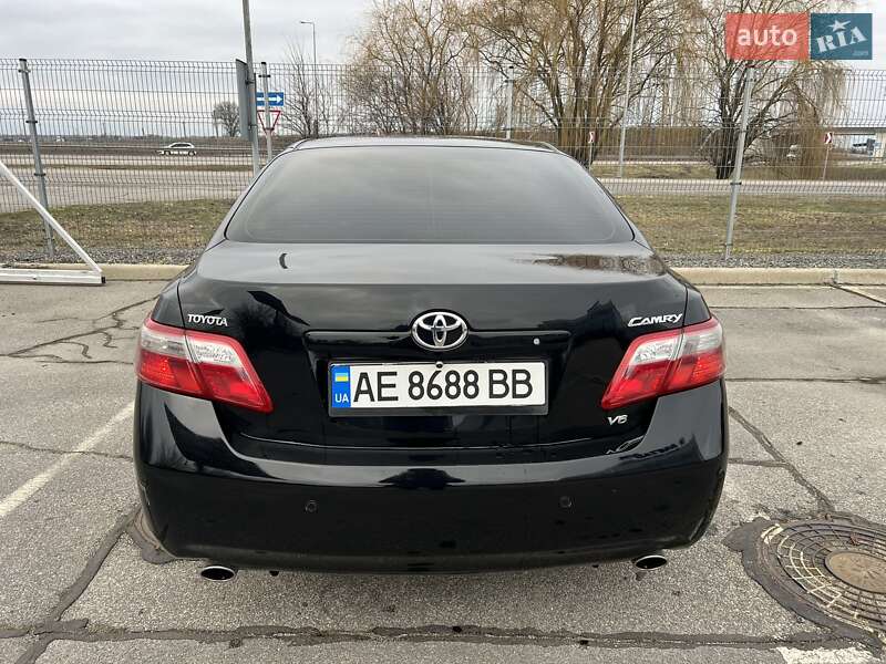 Седан Toyota Camry 2008 в Днепре