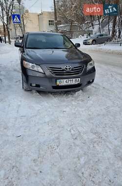 Седан Toyota Camry 2008 в Киеве
