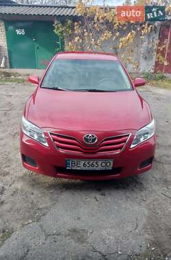 Седан Toyota Camry 2009 в Николаеве