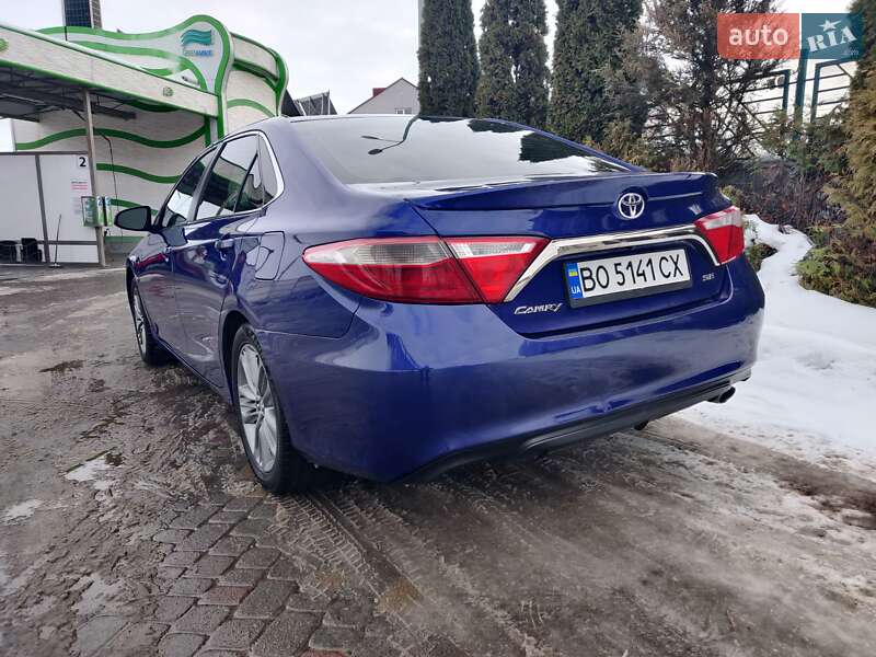 Седан Toyota Camry 2014 в Тернополе