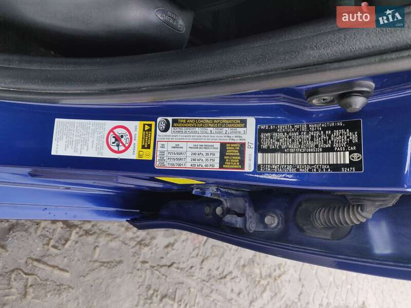 Седан Toyota Camry 2014 в Тернополе