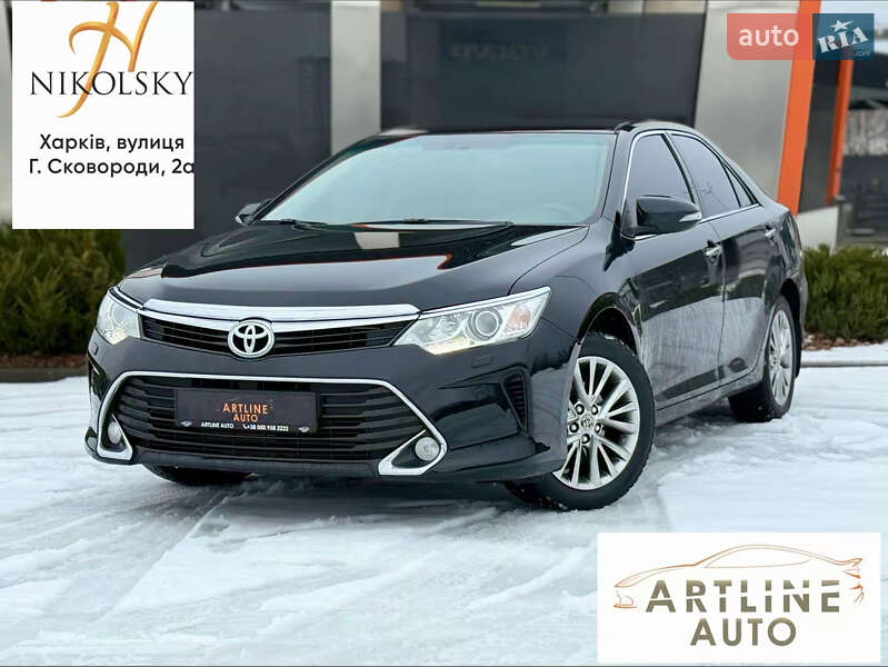 Toyota Camry 2016