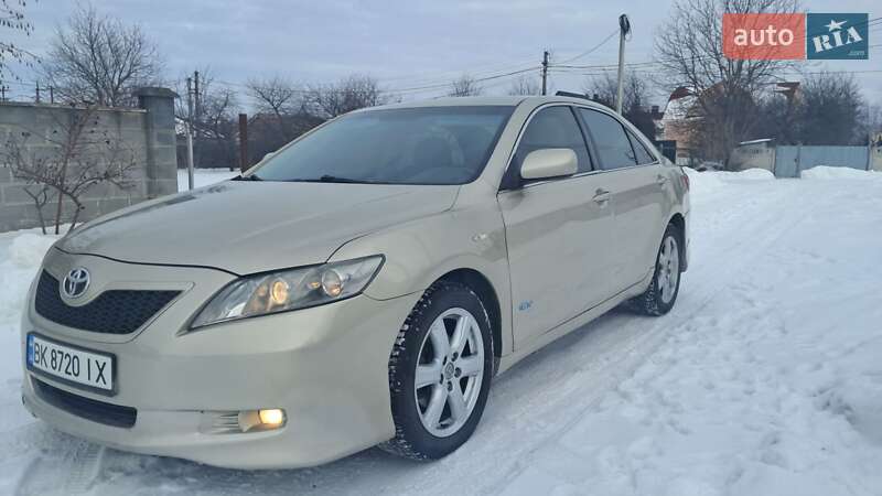 Toyota Camry 2007