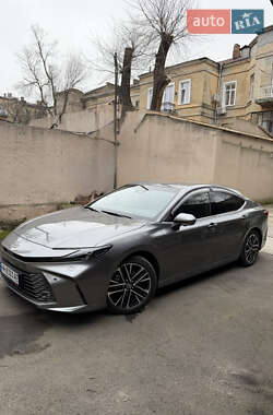 Седан Toyota Camry 2025 в Одессе
