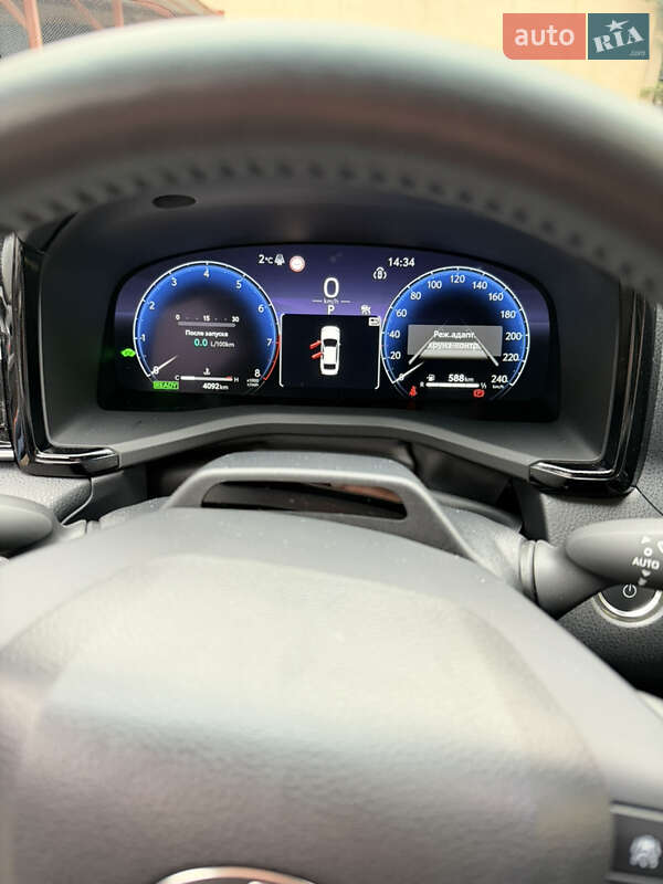 Седан Toyota Camry 2025 в Одессе