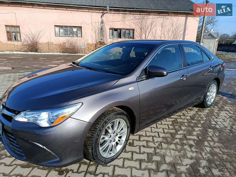 Toyota Camry 2015