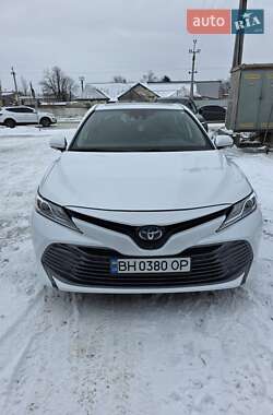 Седан Toyota Camry 2018 в Подольске