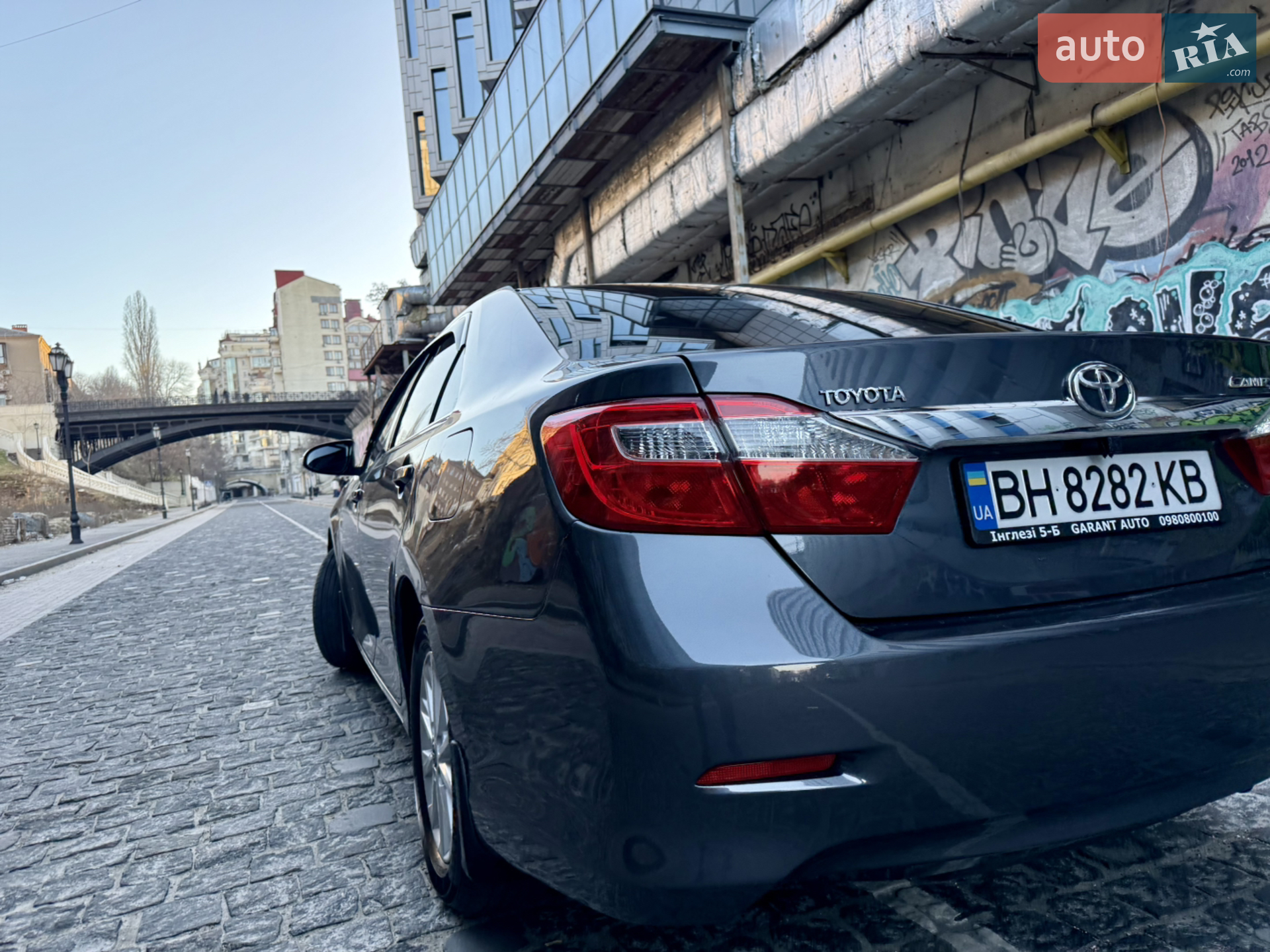 2013 Toyota Camry - мініатюра 35