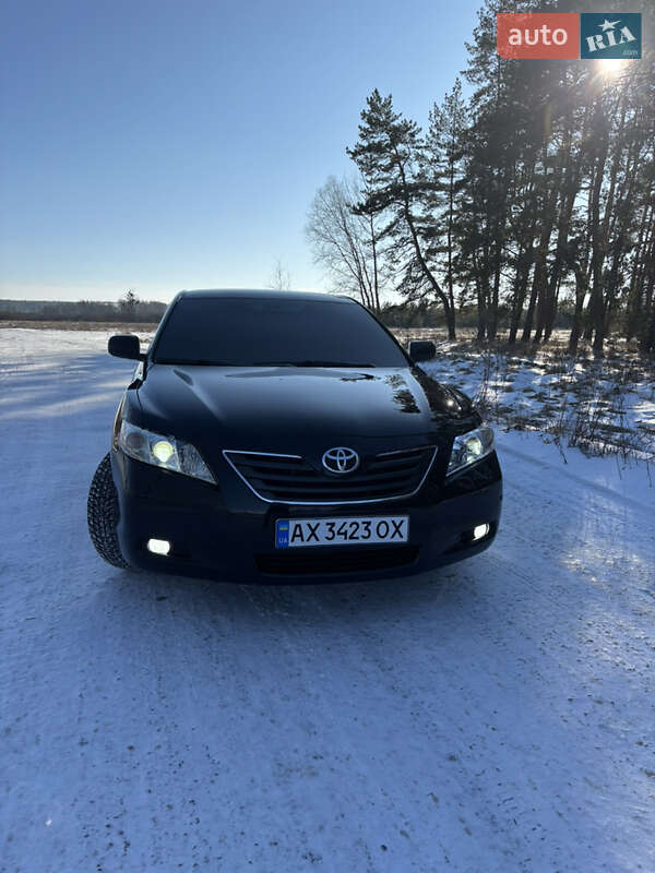 Седан Toyota Camry 2008 в Мерефа