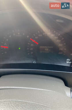 Седан Toyota Camry 2006 в Кременчуге