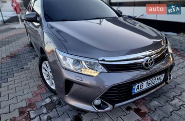 Седан Toyota Camry 2017 в Вінниці