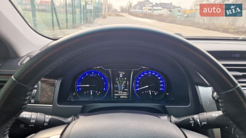 Седан Toyota Camry 2016 в Харькове