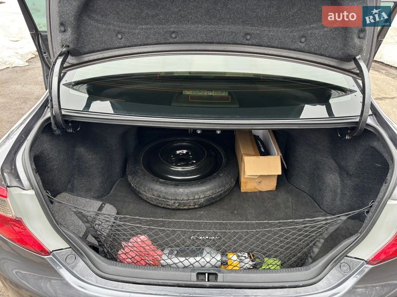 Седан Toyota Camry 2014 в Гадяче