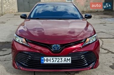 Седан Toyota Camry 2020 в Одессе