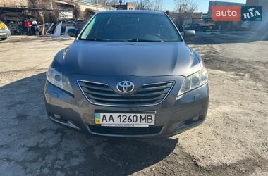 Седан Toyota Camry 2007 в Києві