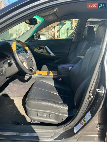 Седан Toyota Camry 2007 в Киеве