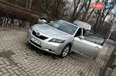 Седан Toyota Camry 2006 в Жовкві