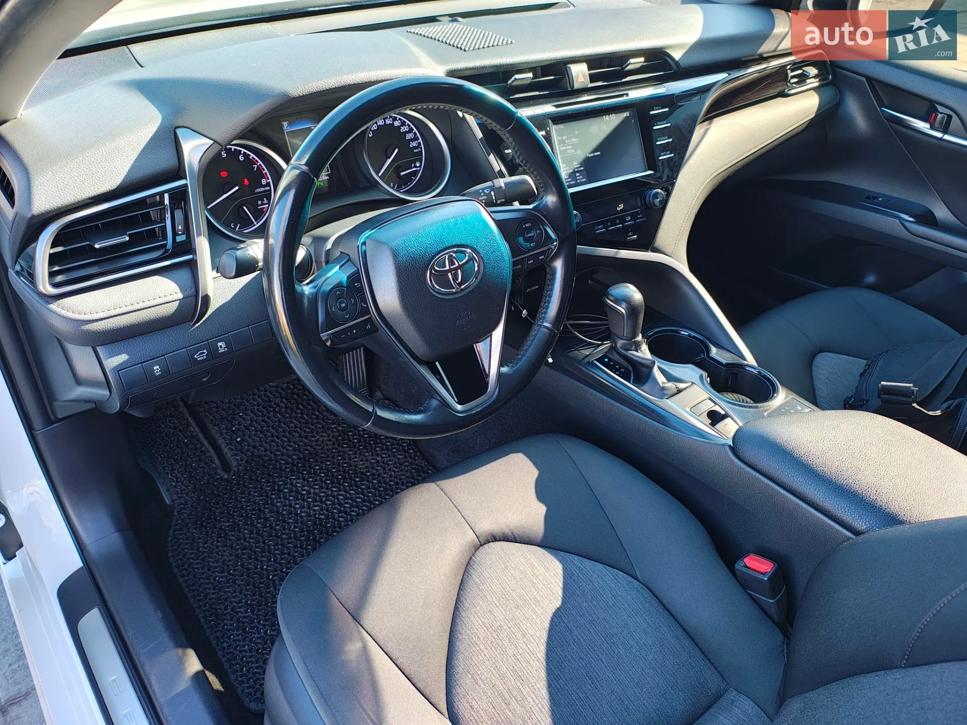 2020 Toyota Camry - мініатюра 6